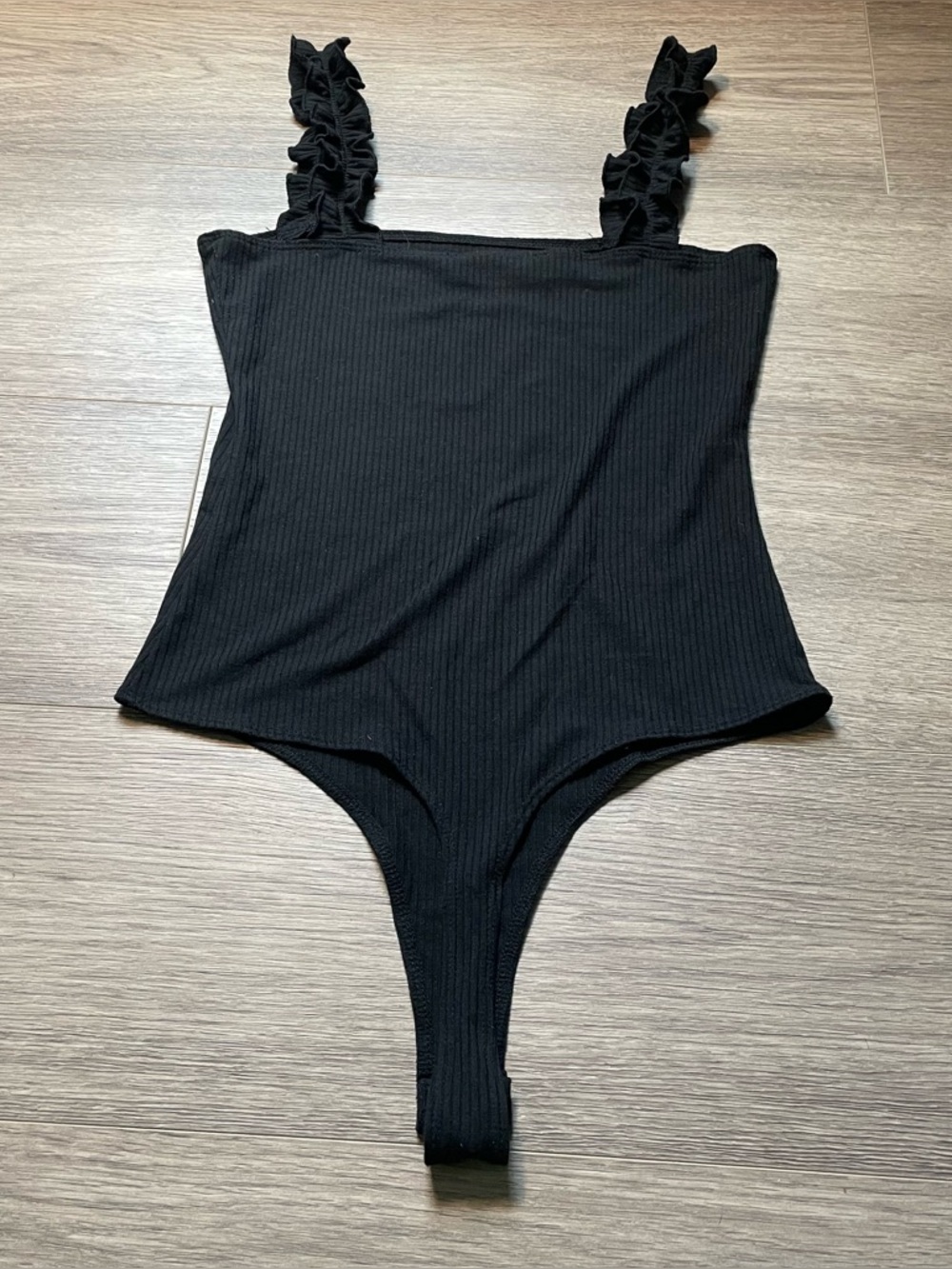 American Threads Ruffled Strap Black Ribbed Bodysuit Small Spring Summer - Picture 5 of 5